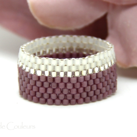 Miyuki-Delica-Glasperlen-Bandring in Mauve, Weiß und Silber