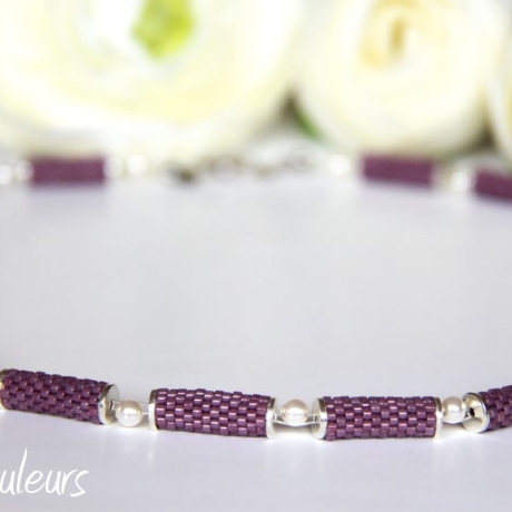 kurze Halskette aus Delica-Glasperlen in Mauve in Peyotestitch