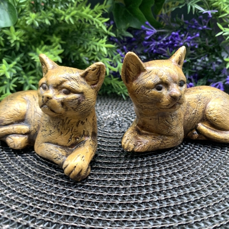 Katzenpärchen (2 Stück) handgefertigt aus Keramik