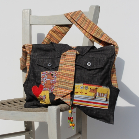 Messenger Bag aus Black Denim, Unikat Umhängetasche Schwarz Bunt