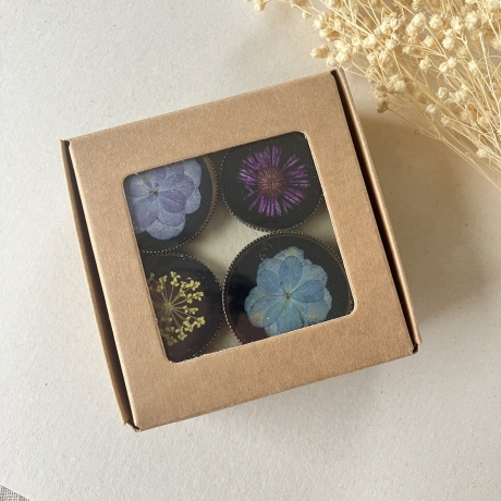 4 dekorative Vintage Magnete mit gepressten Blumen