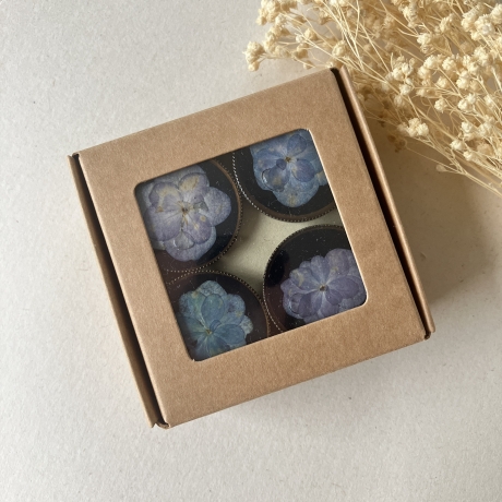 4 dekorative Vintage Magnete mit gepressten Blumen (C-Ware)