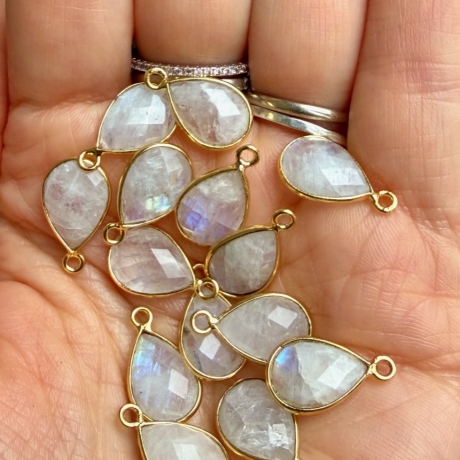 Vergoldete Kette Mondstein: Halskette mit Edelstein für Damen