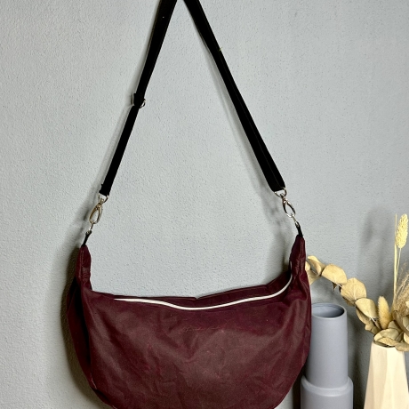 Umhängetasche LuniBag bordeaux
