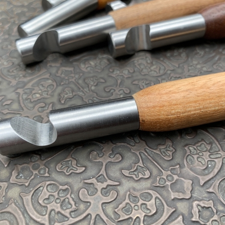Handgedrechselter Holzflaschenöffner aus Holz & Edelstahl