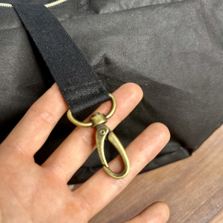 Umhängetasche LuniBag schwarz/gold