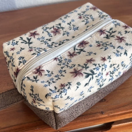 Handgefertigte Kosmetiktasche, Einzelstück aus dem Allgäu