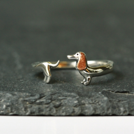 Silber Ring Dackel aus 925 Sterling mit per Hand verkupfertem Ohr