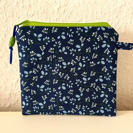 Schminktäschchen Etui blau grün Blümchen