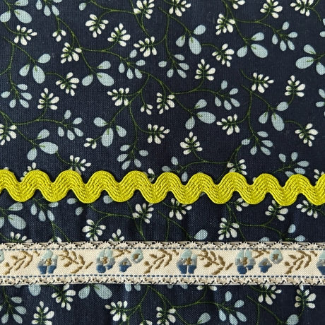 Schminktäschchen Etui blau grün Blümchen Bordüre