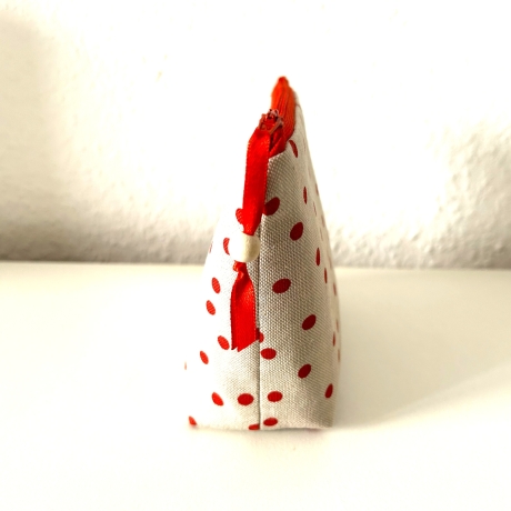 Kosmetiktasche Schminktasche beige rote Punkte