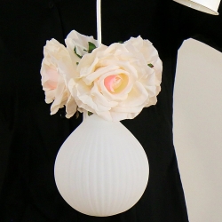 Romantische Lampe mit Rosenblüten in Pastell f. das Mädchenzimmer