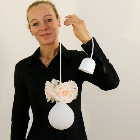 Romantische Lampe mit Rosenblüten in Pastell f. das Mädchenzimmer