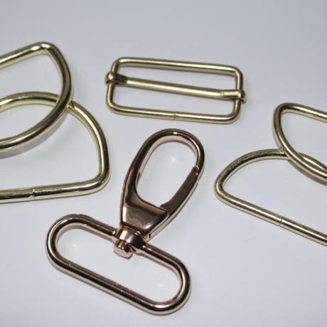 3x Karabinerhaken 40 mm / 38 mm gold -alt- formschön LE
