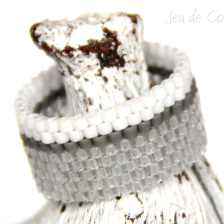Miyuki-Delica-Glasperlen-Bandring in Silber, Grau und Weiß