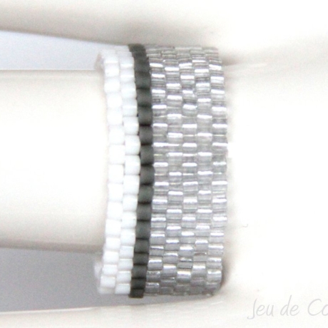 Miyuki-Delica-Glasperlen-Bandring in Silber, Grau und Weiß