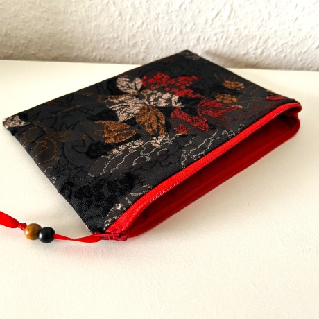 Schminktäschchen Etui schwarz rot Polyester-Bouclè 21x15cm