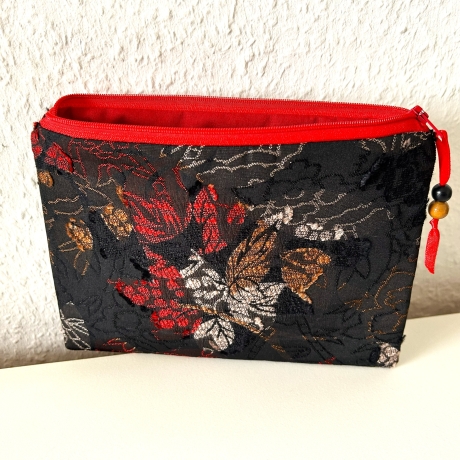 Schminktäschchen Etui schwarz rot Polyester-Bouclè 21x15cm