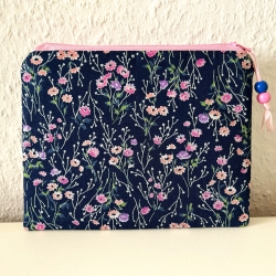 Schminktäschchen Etui Dunkelblau Rosa Violett Blümchen 18x14cm
