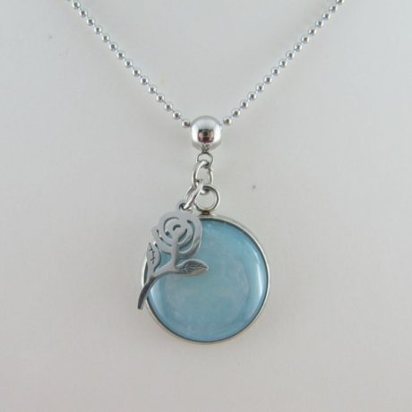 Lange Kette mit Polaris Cabochon Hellblau (378)