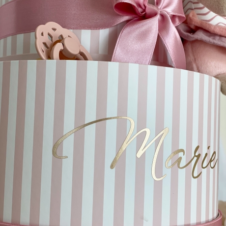 Windelbox Marie mit Püppi und Schühchen - personalisiert
