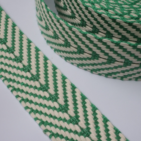 Gurtband Baumwolle Fischgrät grün / natur 40 mm Chevron recycelt