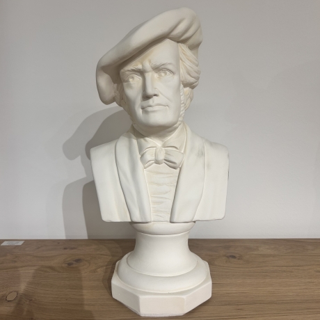 Schöne Büste von Wagner. 44 cm