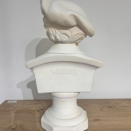Schöne Büste von Wagner. 44 cm