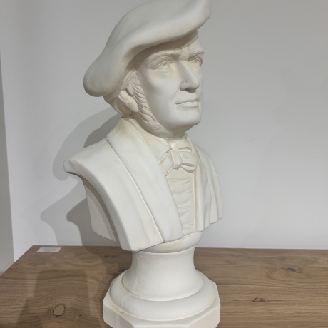 Schöne Büste von Wagner. 44 cm