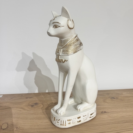 Schöne Figur einer ägyptischen Katze. Bastet 31 cm.