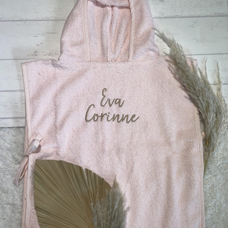 Badeponcho personalisiert Kinder 1-3 Jahre rosa Kapuzenbadetuch 