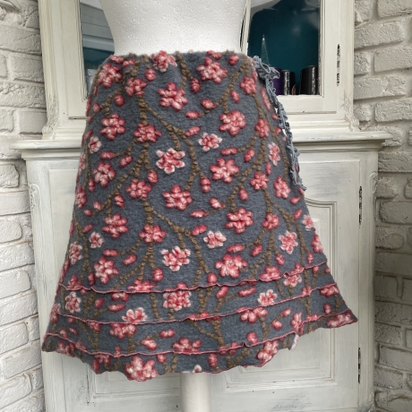 Rock Wollwalk Mittelblau Größe 42 bis 46 Taschenwerk