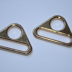 2x Dreieck-Schlaufe 30 mm gold Triangel-Ring