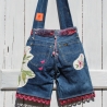 Unikat Tasche mit Rosen Dekor und Spitzenborte in Fuchsia Pink