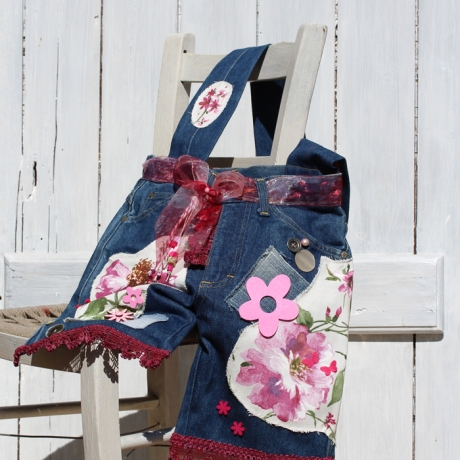 Unikat Tasche mit Rosen Dekor und Spitzenborte in Fuchsia Pink