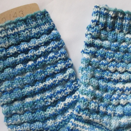 Damensocken mit Merino Gr. 42 - 43 aus handgefärbter Sockenwolle