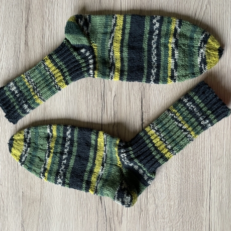 Handgestrickte  Socken Gr. 44/45