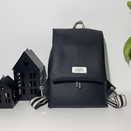 Rucksack Sanna 1.0 schwarz aus Kunstleder