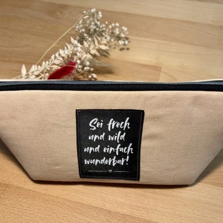 Praktisches Kosmetiktäschchen mit Reißverschluss