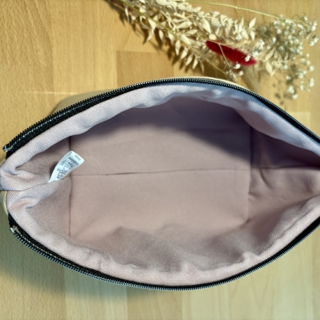 Praktisches Kosmetiktäschchen mit Reißverschluss