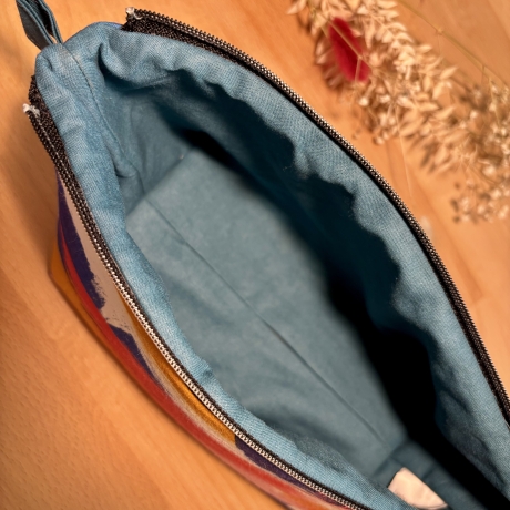 Praktisches Kosmetiktäschchen mit Reißverschluss