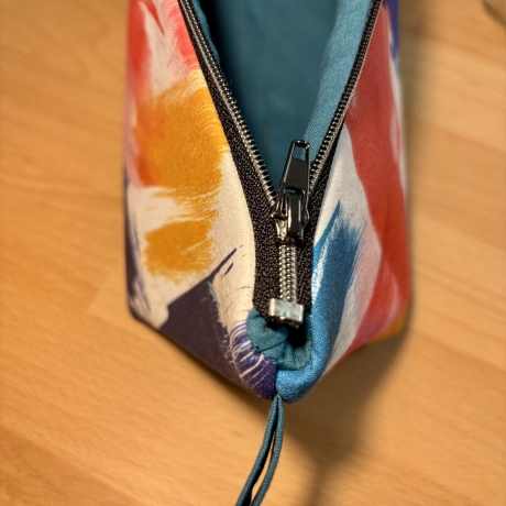 Praktisches Kosmetiktäschchen mit Reißverschluss