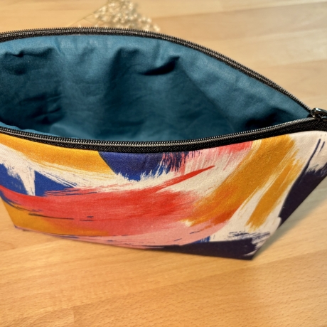 Praktisches Kosmetiktäschchen mit Reißverschluss