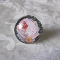 Cabochon-Ring mit Motiv Rose Liane