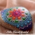 Mandala handgemalt auf Stein Mandala-Stein Regenbogen