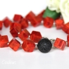 kurze Korallen-Würfel-Halskette in Rot mit schwarzer Lava-Kugel