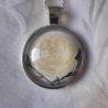 Cabochon Anhänger mit Kette Blume Gelb Rose