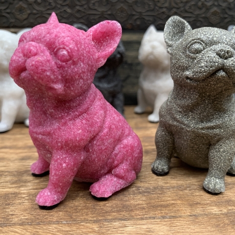 Handgefertigte Bulldogge aus Stein/Sand/Glas/Harz