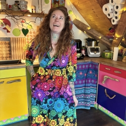 Möpsekleid Größe L