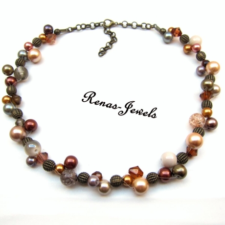 Perlen Kette kurz dreireihig bronzefarben creme braun grau beige